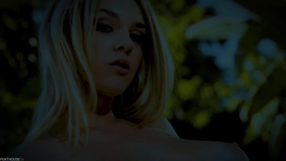 7154 big tits, busty woman, huge tits