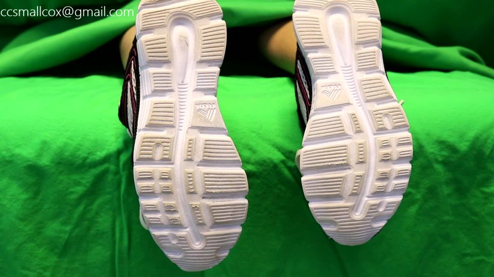 online video 16 Sticky Soles – Hot AF Cheerleader Gets A Hot Sticky Load | foot | feet porn my mom has a foot fetish