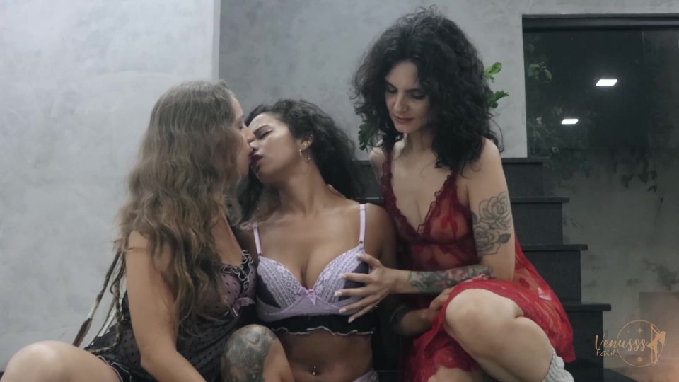 Venusss Fetish - 03 goddesses in sexy ass licking - Assholefetish