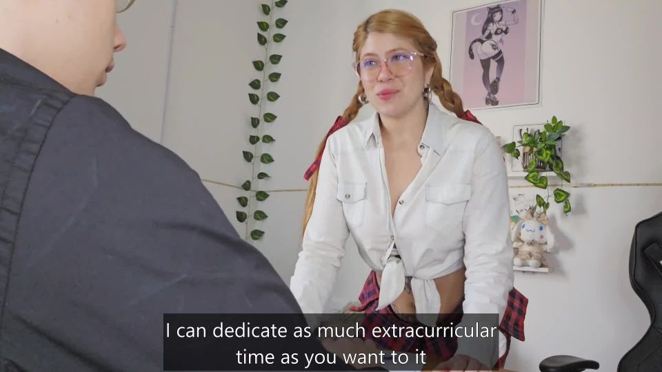 CoralJade01Schoolgirl folla a su profesor para obtener una buena nota