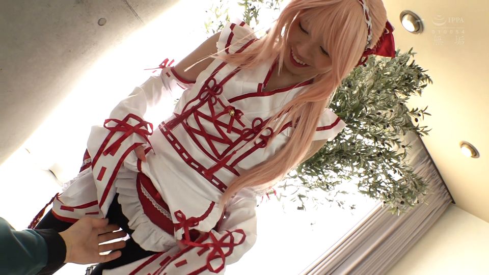 Cosplay Beauty Swallowing Meat Sticks with a Smile and Engaging in Sexual Activities with Clothes On - Shidzuki Koharu ⋆.