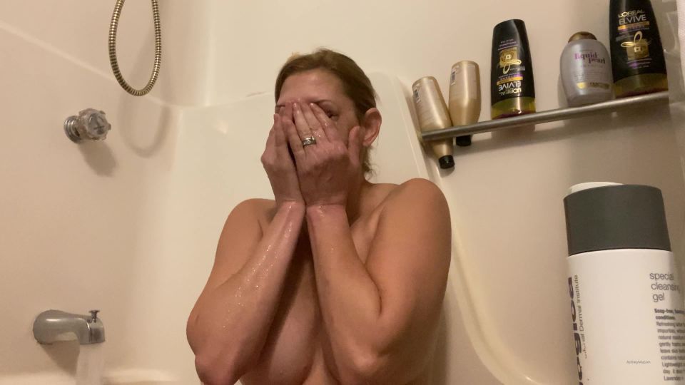 Ashleymason - bath time 10-11-2019