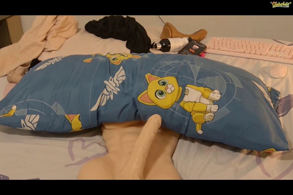 LunaSuki Squirt2: Observa su sesión de chorros épicos