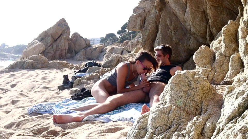 free porn video 32 Couple Caught Having Sex At The Beach - [PornHub] (FullHD 1080p) | fetish | femdom porn fetish fun