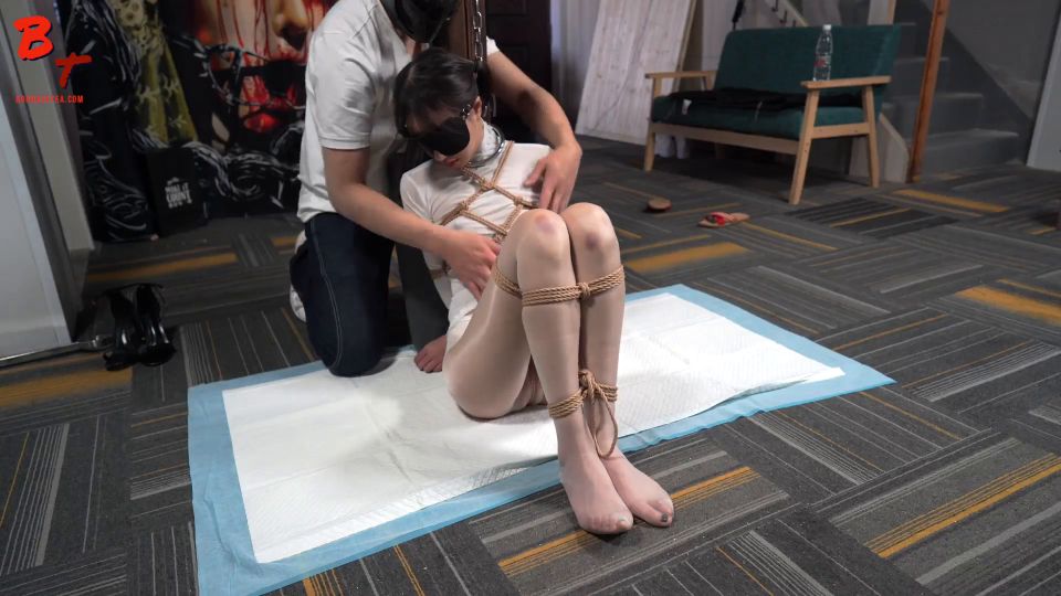 VIP Cannot Close Leg Struggle To Despair.