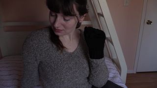 Pt 1Bettie Bondage - Glove Love From Mom - 1080p