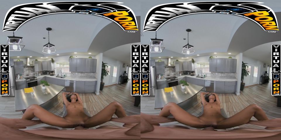 Virtual Porn – Mila Mars Black