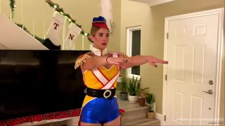 online video porno 29 Victoria Elizabeth El Soldado de Juguete - fetiche de superhéroes - femdom porno francesca le femdom