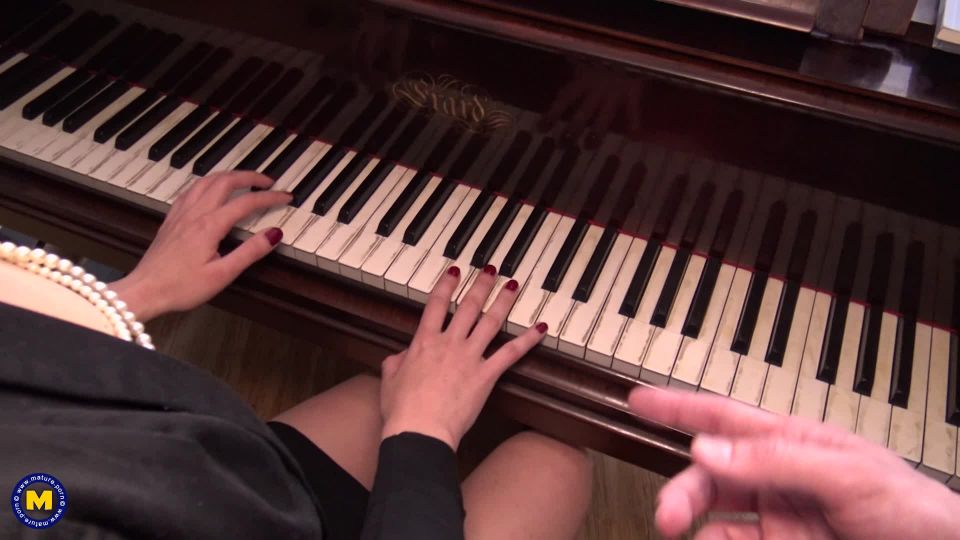 Camille - Piano TeacherMatureNL2019FullHD